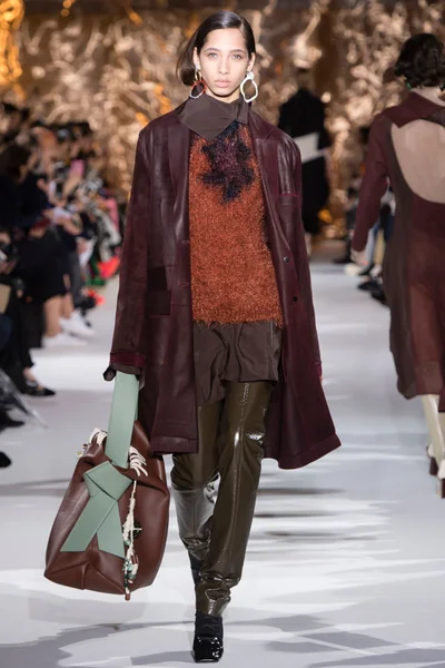 Look 6